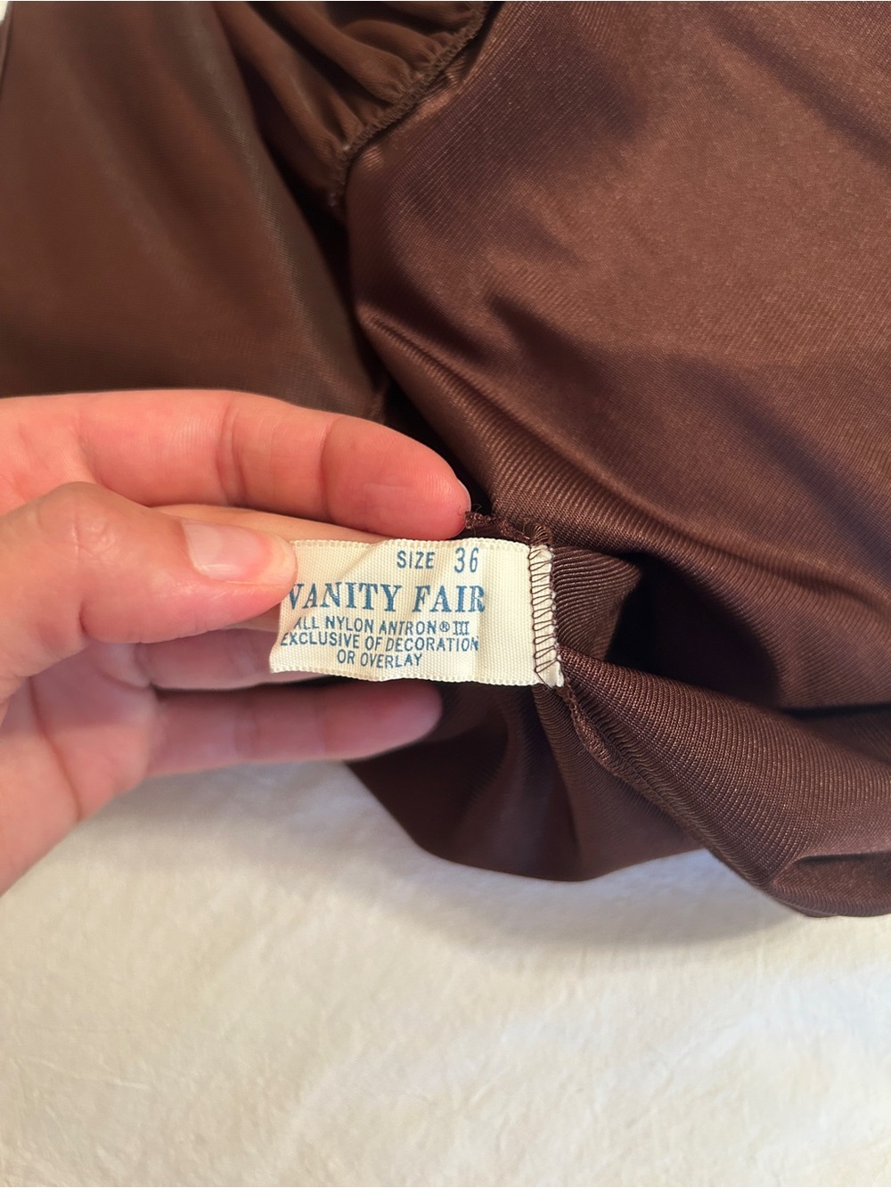 Vintage Vanity Fair Brown Nylon Full Length Slip Dress Size 36 Cottagecore - Picture 3 of 5